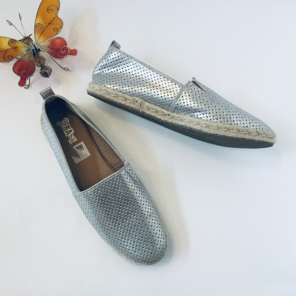 Brash Shoes - Brash Silver Tone Perforated Slip On Shoe-Sz 10